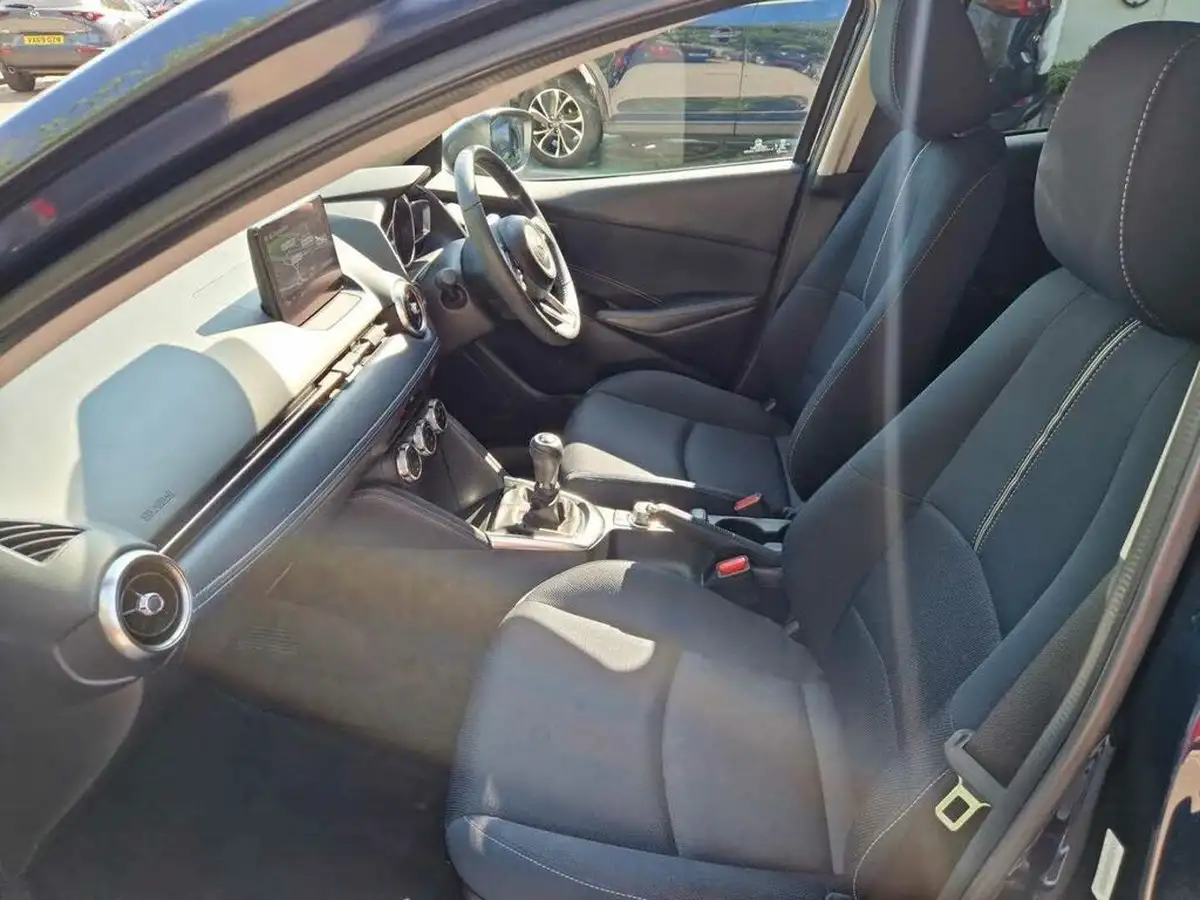 2022-mazda-mazda2-15-e-skyactiv-g-sport-big-14