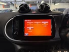 2017-smart-fortwo-09-edition-white-small-32