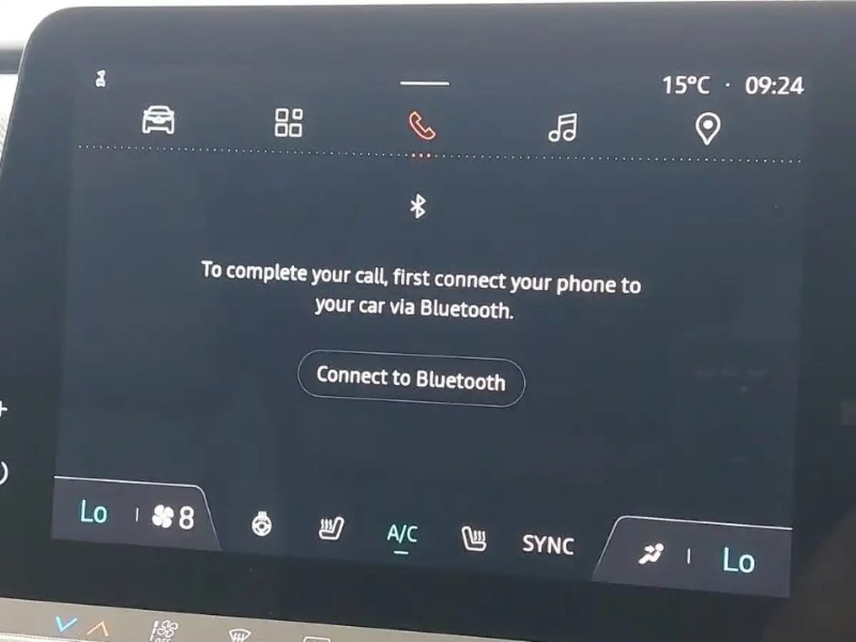 2023-renault-megane-e-tech-e-techno-big-15