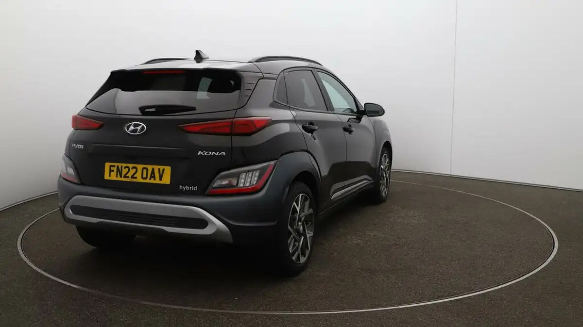 2022-hyundai-kona-16-gdi-premium-big-49