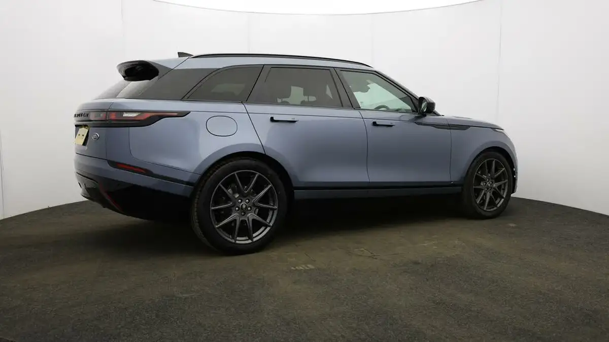 2022-land-rover-range-rover-velar-20-d200-r-dynamic-hse-big-55