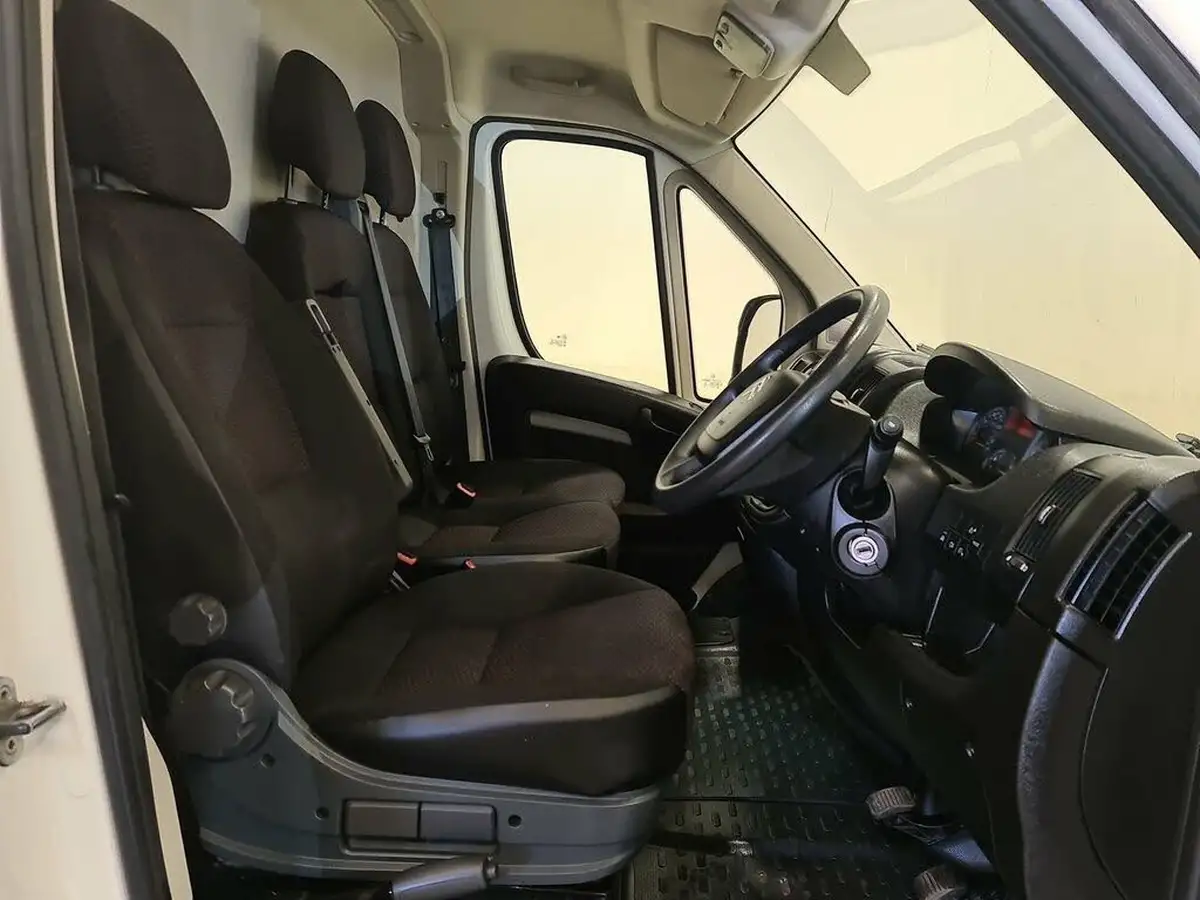 2021-citroen-relay-22bluehdi-35-l3h2-enterprise-140eu6dt-panel-big-15