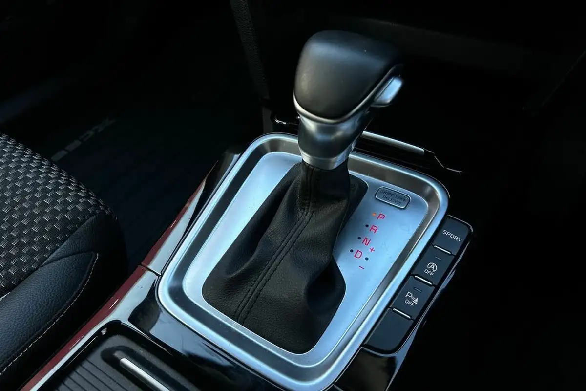 2020-kia-xceed-14-t-gdi-3-dct-big-18