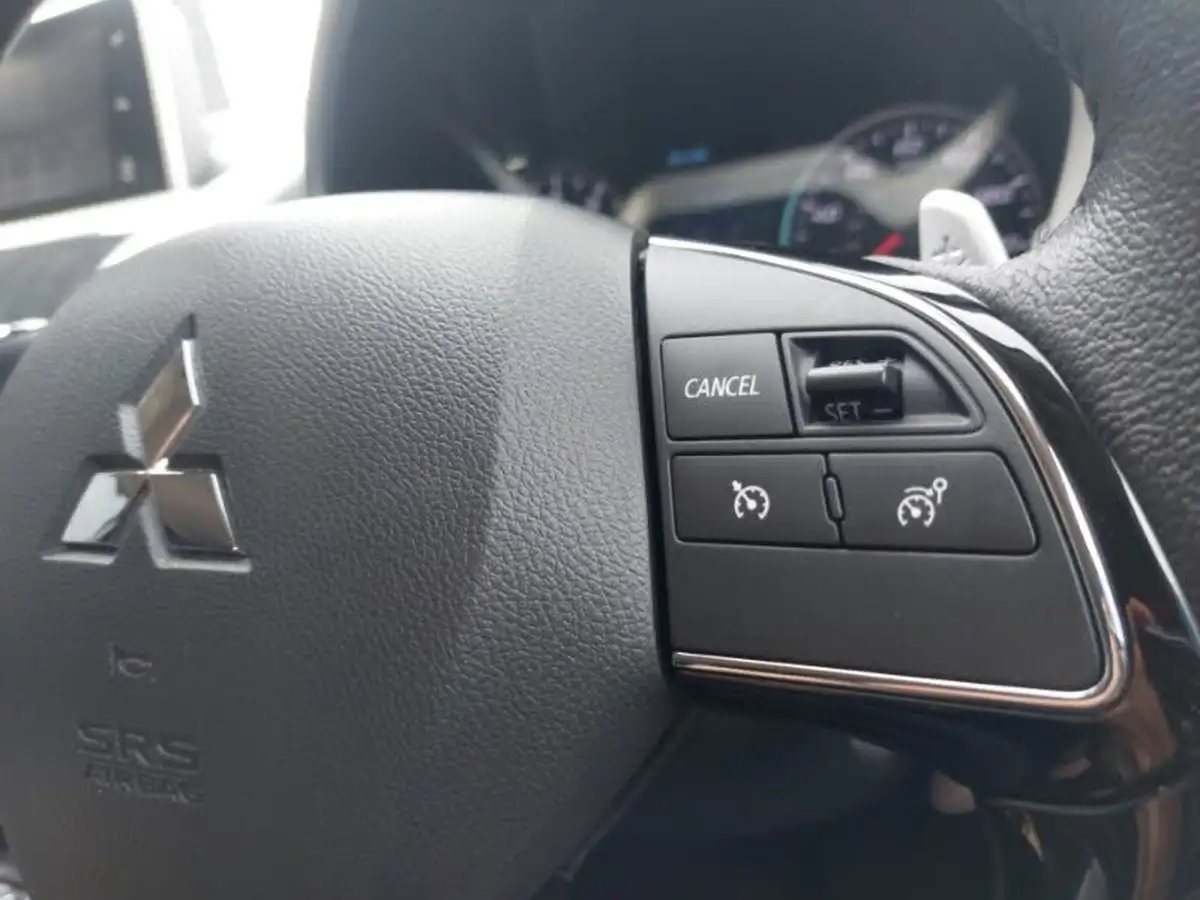 2019-mitsubishi-eclipse-cross-15-3-4wd-auto-big-15