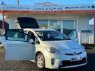 2015-toyota-prius-18-t-spirit-small-18
