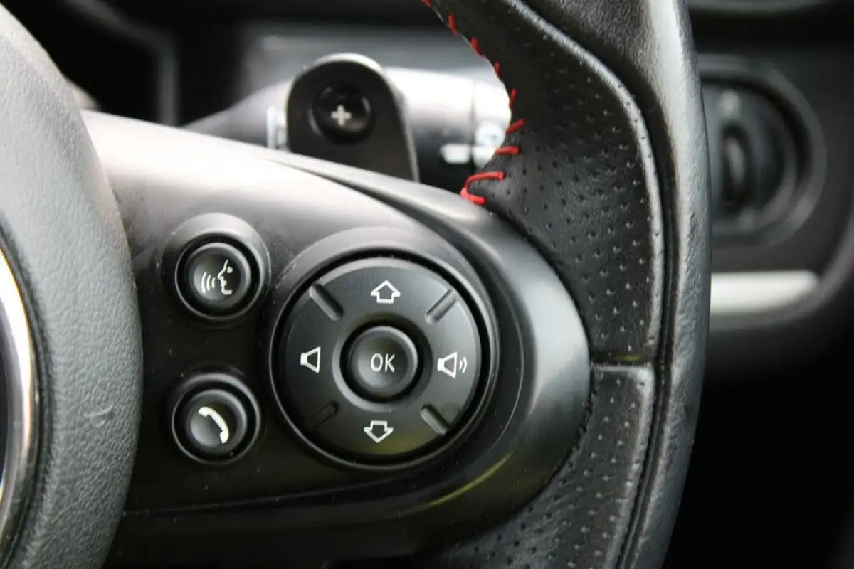 2017-mini-countryman-20-cooper-s-ss-auto-big-10