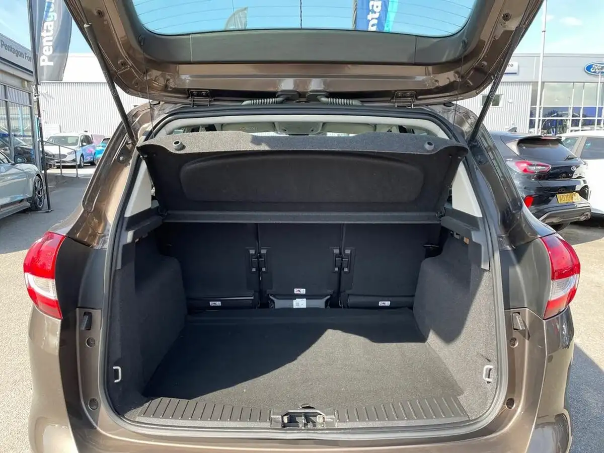 2016-ford-c-max-10-titanium-125ps-big-9
