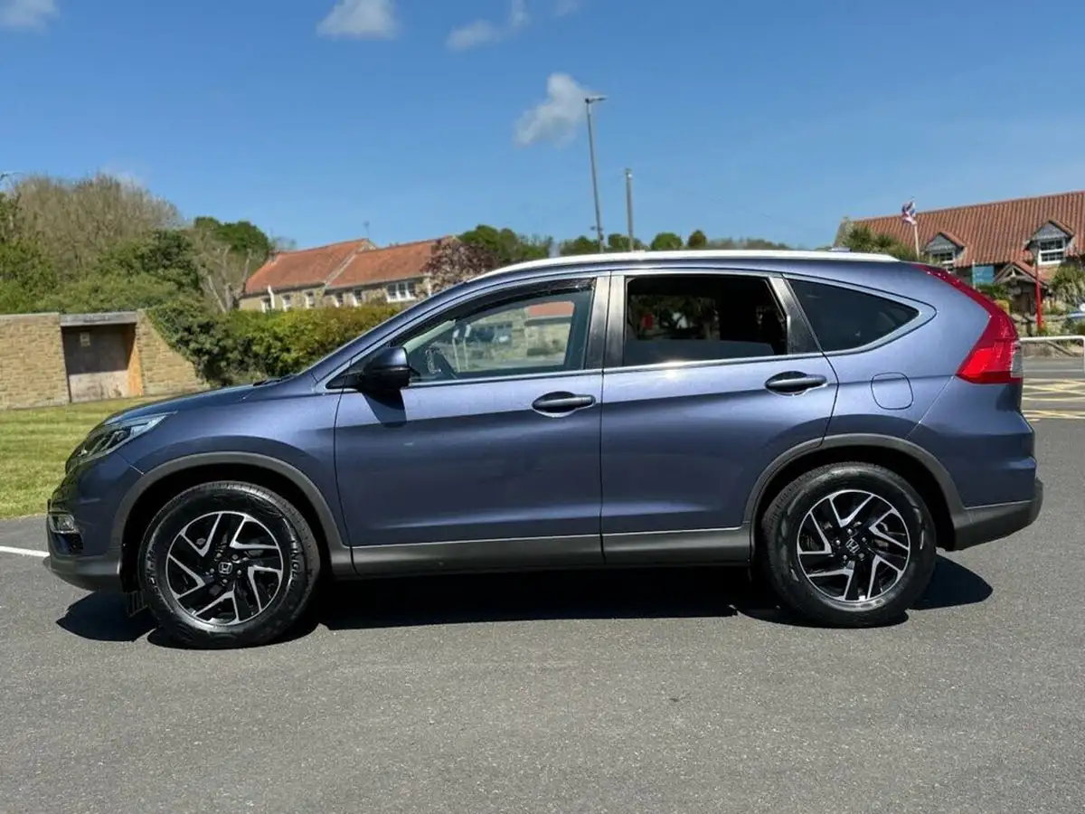 2017-honda-cr-v-16i-dtec-se-plus-navi-120ps-2wdss-big-11