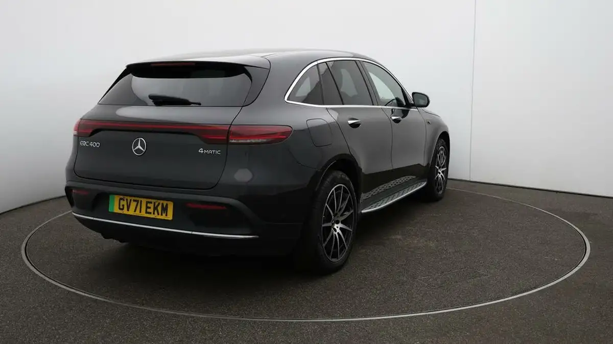 2022-mercedes-benz-eqc-e-eqc-400-amg-line-big-47