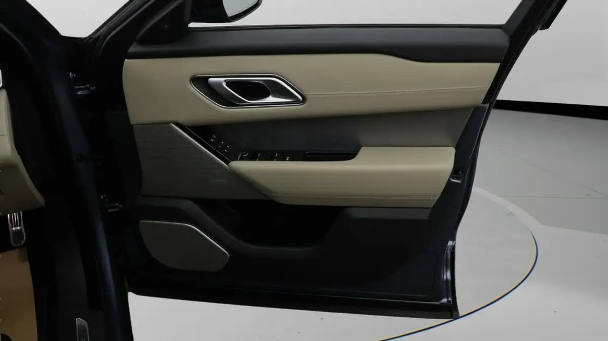 2022-land-rover-range-rover-velar-20-d200-r-dynamic-hse-big-14