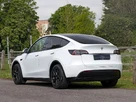 2022-tesla-model-y-e-long-range-small-5