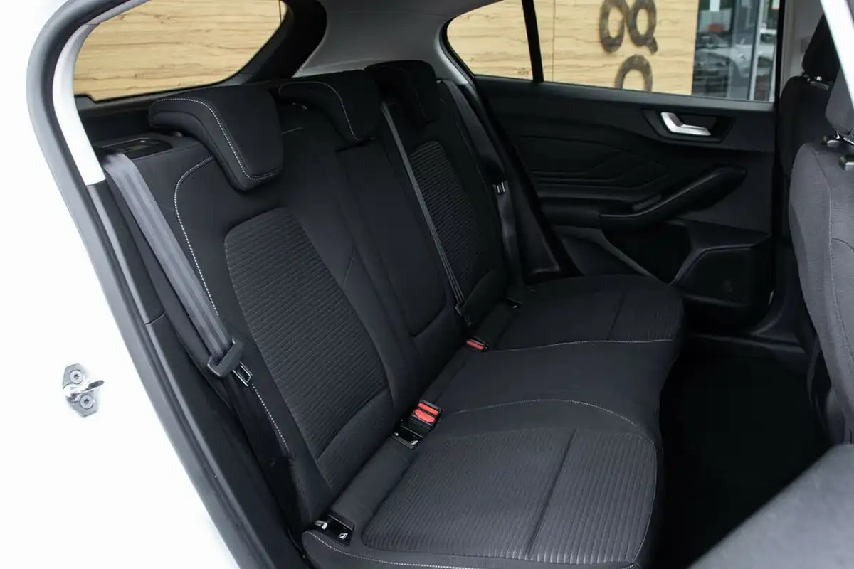 2020-ford-focus-10t-titanium-edition-125ps-hybrid-mhev-hatchback-big-32