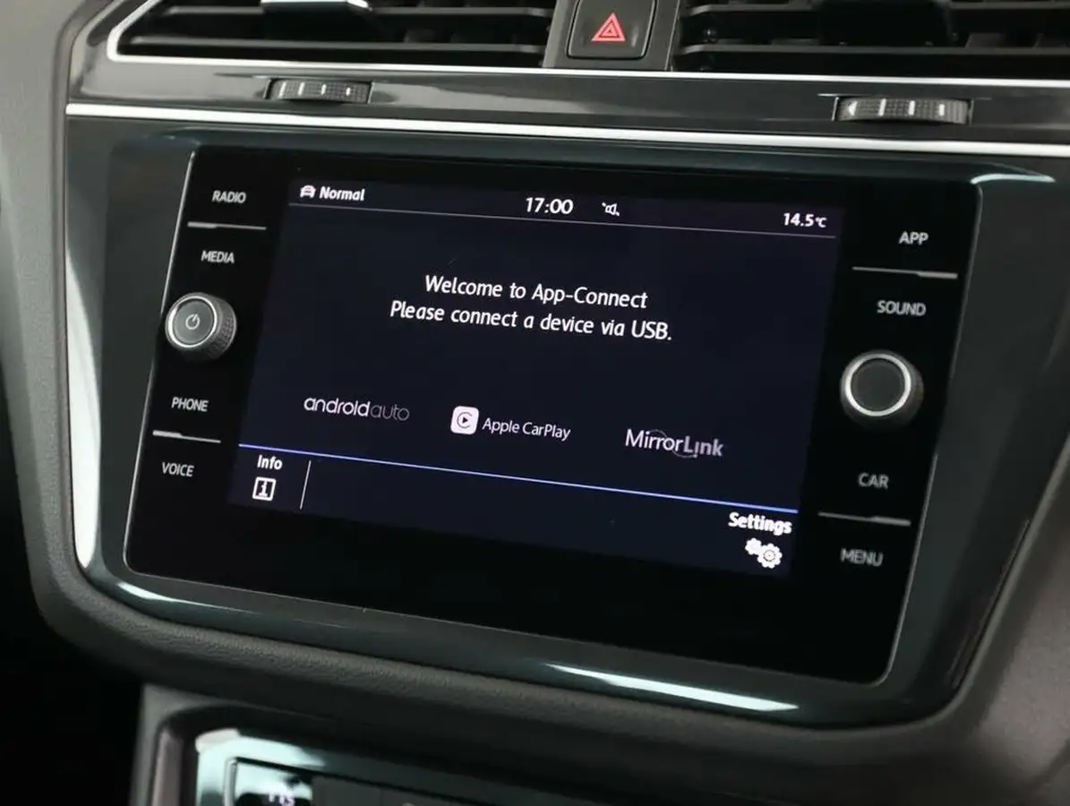 2018-volkswagen-tiguan-20tdi-se-150ps-4motion-ss-big-27