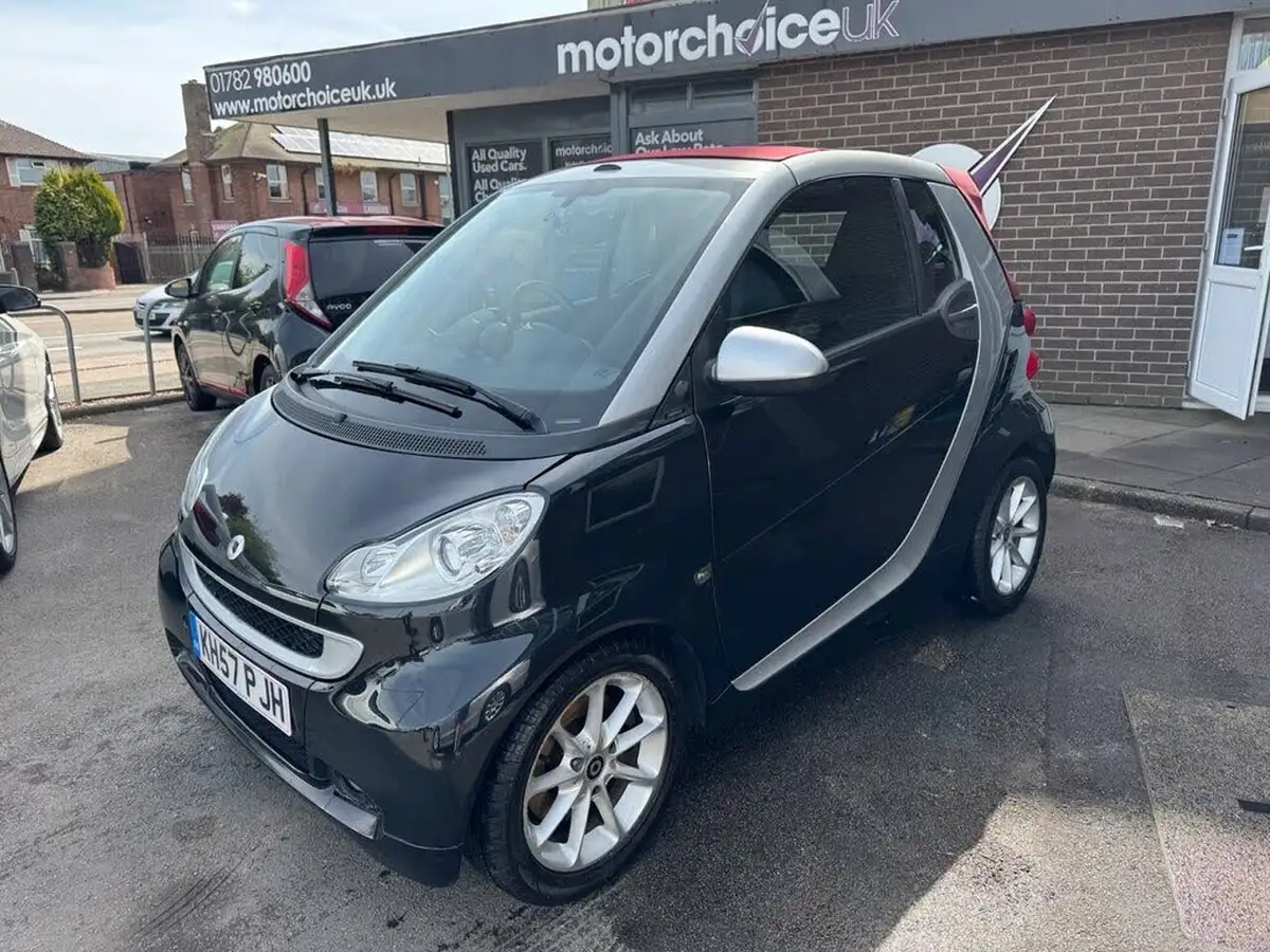 2011-smart-fortwo-10-passion-84bhp-cabriolet-auto-big-3