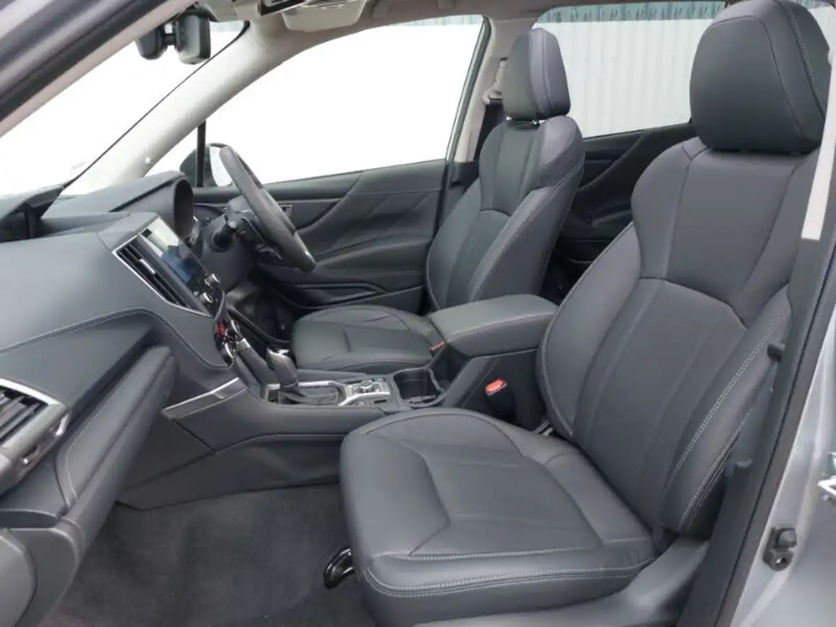 2024-subaru-forester-20-e-boxer-xe-premium-big-4