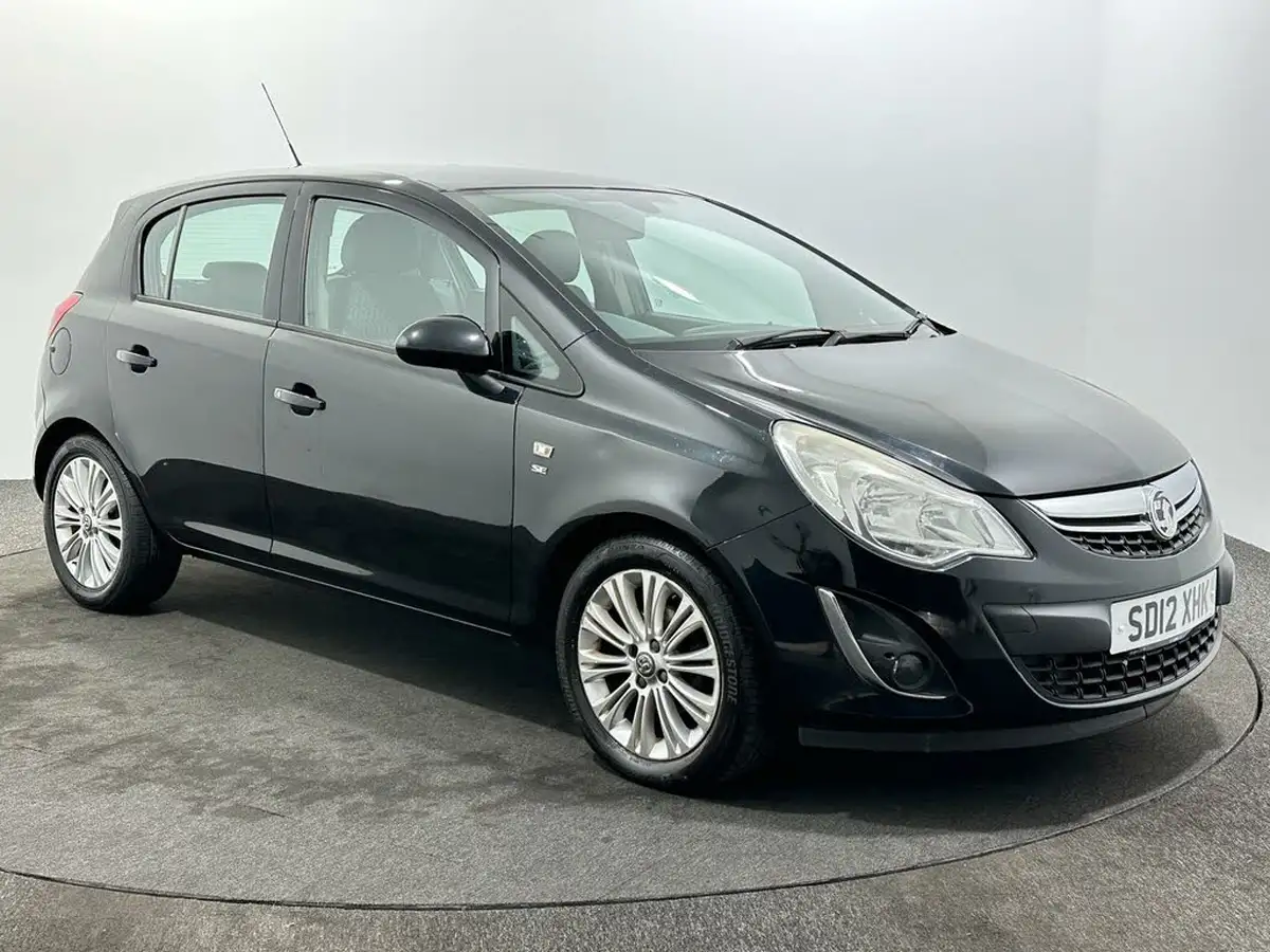 2012-vauxhall-corsa-14-se-5d-big-0