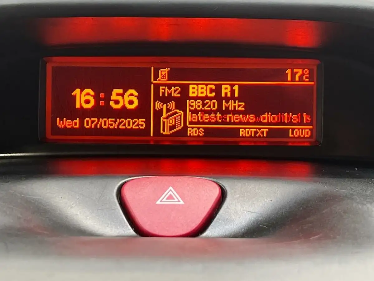 2016-citroen-dispatch-20td-enterprise-panel-big-21