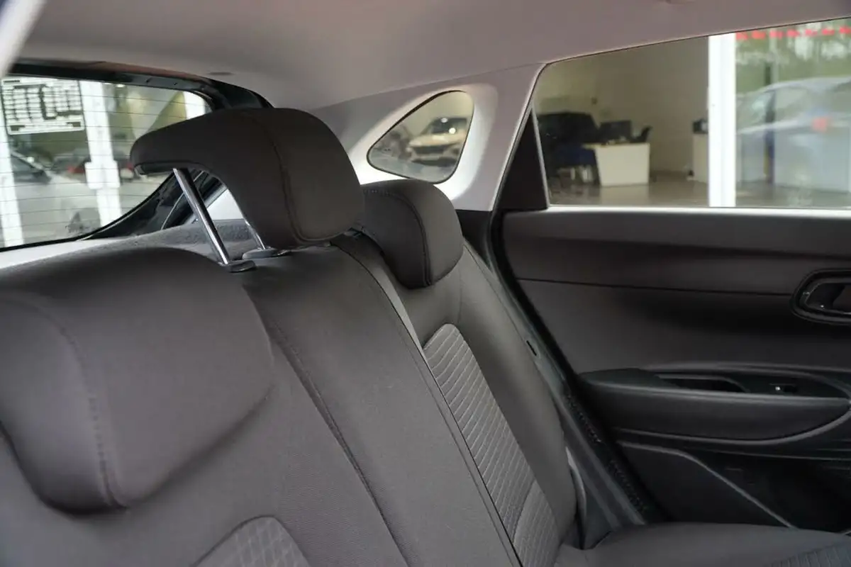 2021-hyundai-i20-10-t-gdi-premium-eclutch-imt-big-36