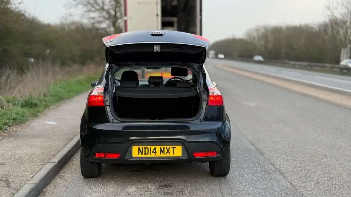 2014-kia-rio-125-2-3d-big-8