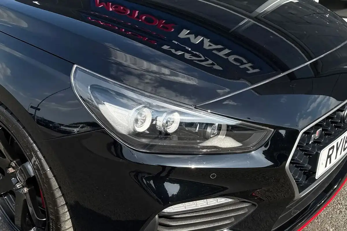 2018-hyundai-i30-n-20-t-gdi-n-performance-big-8