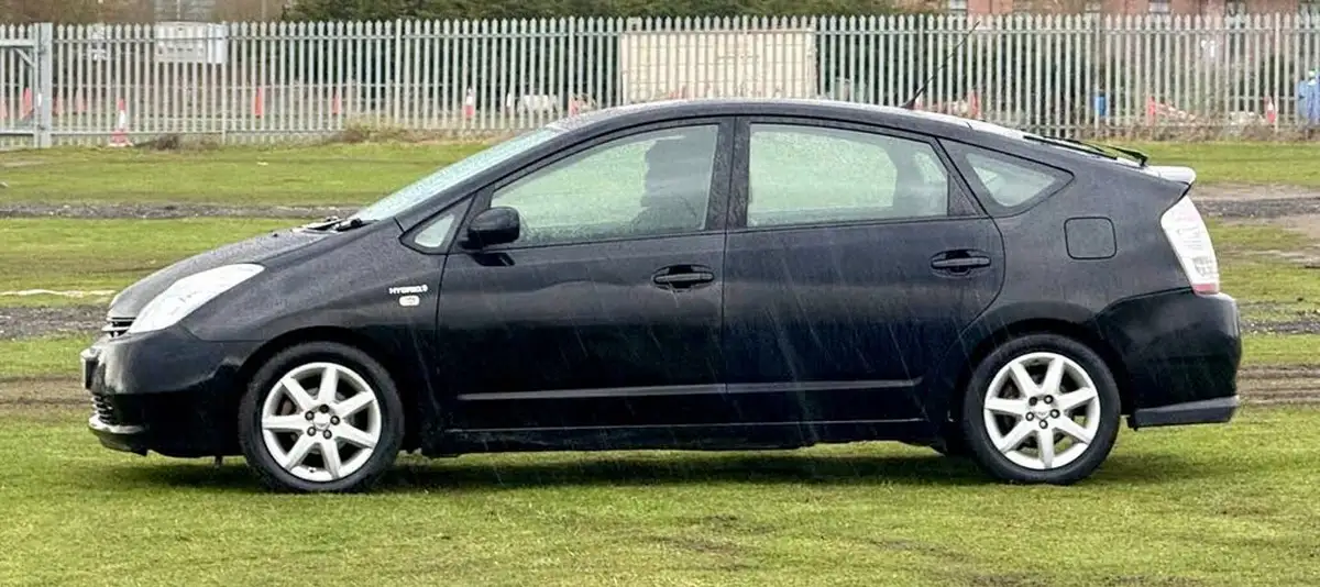 2007-toyota-prius-15-vvt-i-t-spirit-big-4