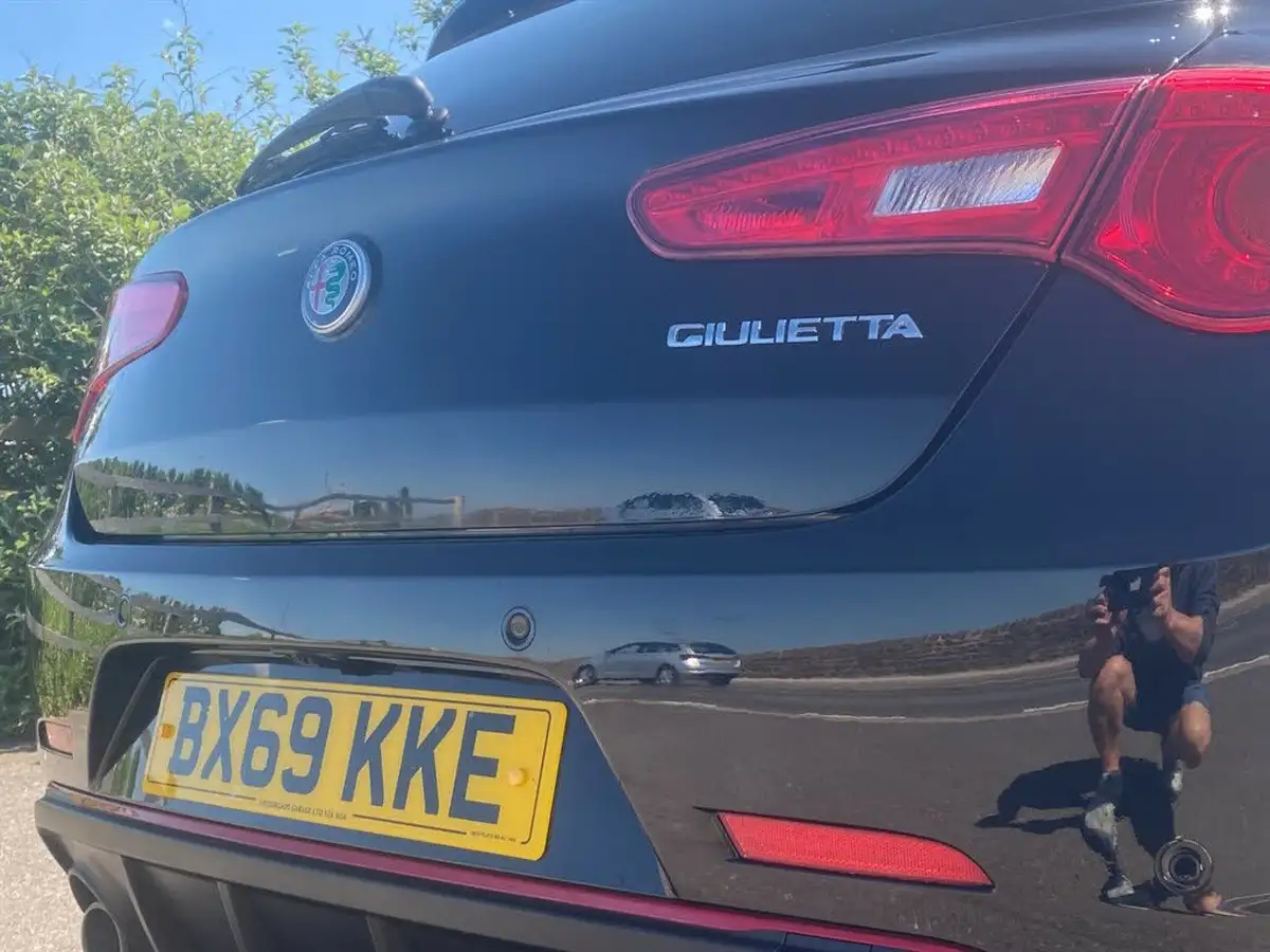 2020-alfa-romeo-giulietta-20jtdm-2-veloce-big-29