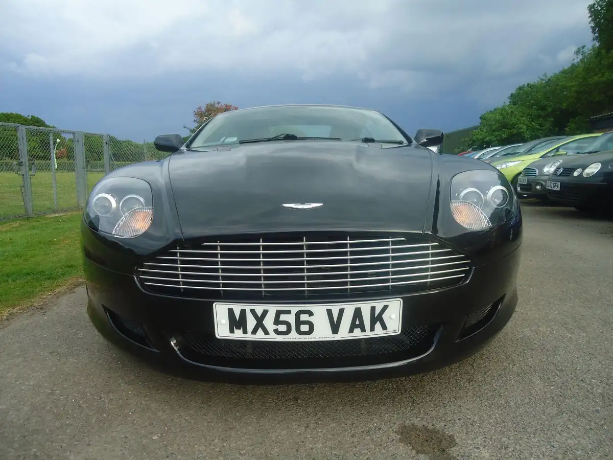 2007-aston-martin-db9-59-big-4