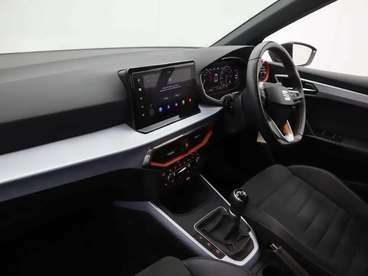 2022-seat-arona-10-tsi-fr-sport-big-12