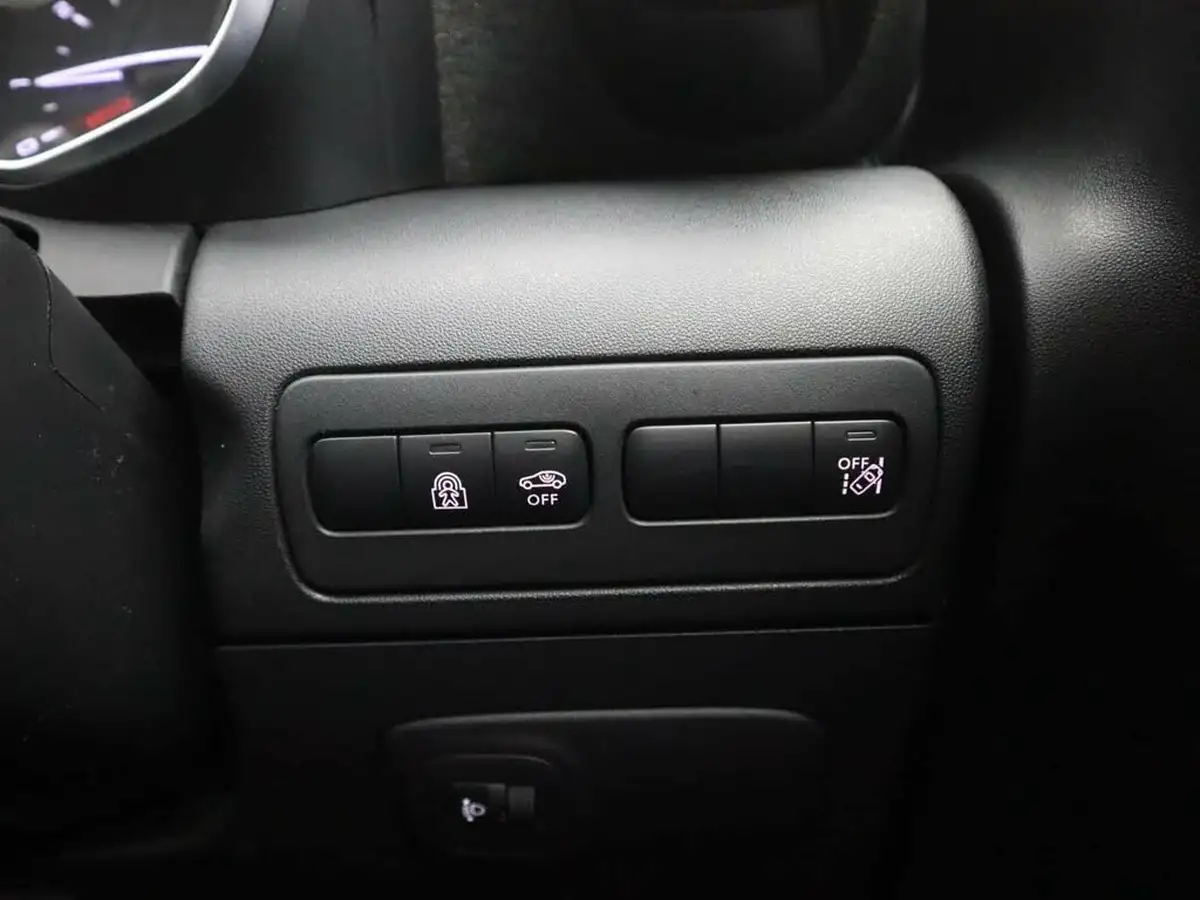 2022-citroen-c3-aircross-12-puretech-shine-plus-130ps-eat6-big-36