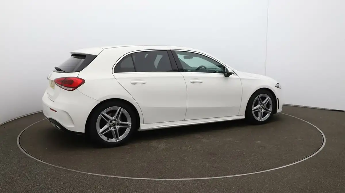 2020-mercedes-benz-a-class-13-a200-amg-line-hatchback-5d-7g-dct-big-50