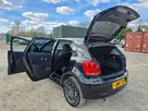 2014-volkswagen-polo-small-11