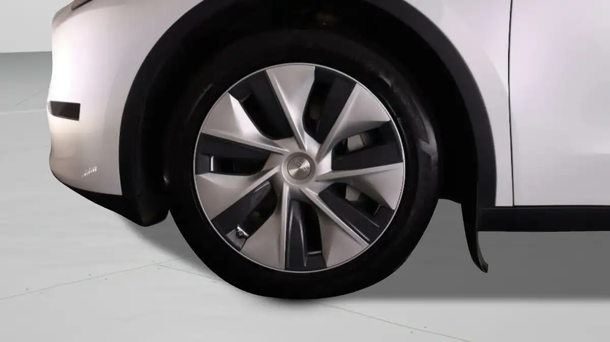 2022-tesla-model-y-e-rwd-big-18
