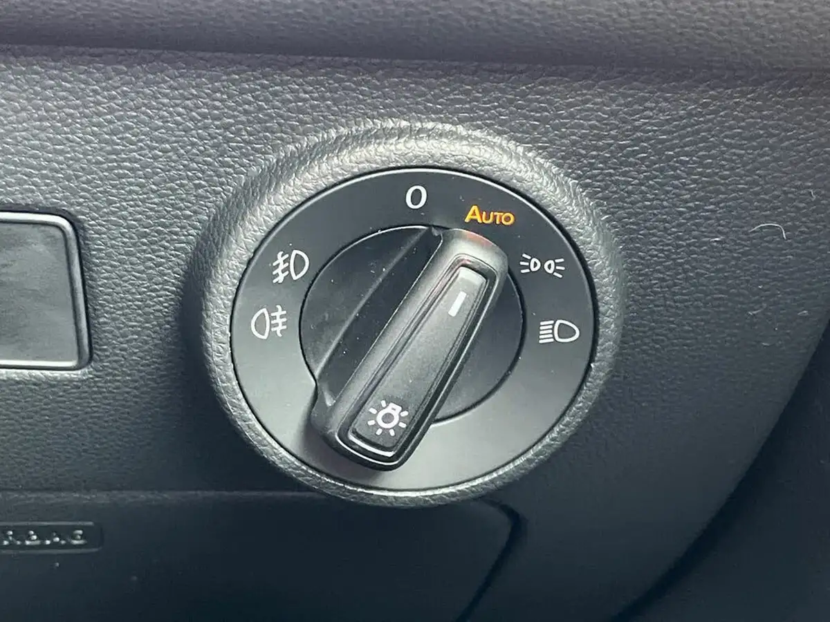 2025-seat-ateca-15-ecotsi-se-technology-dsg-big-33