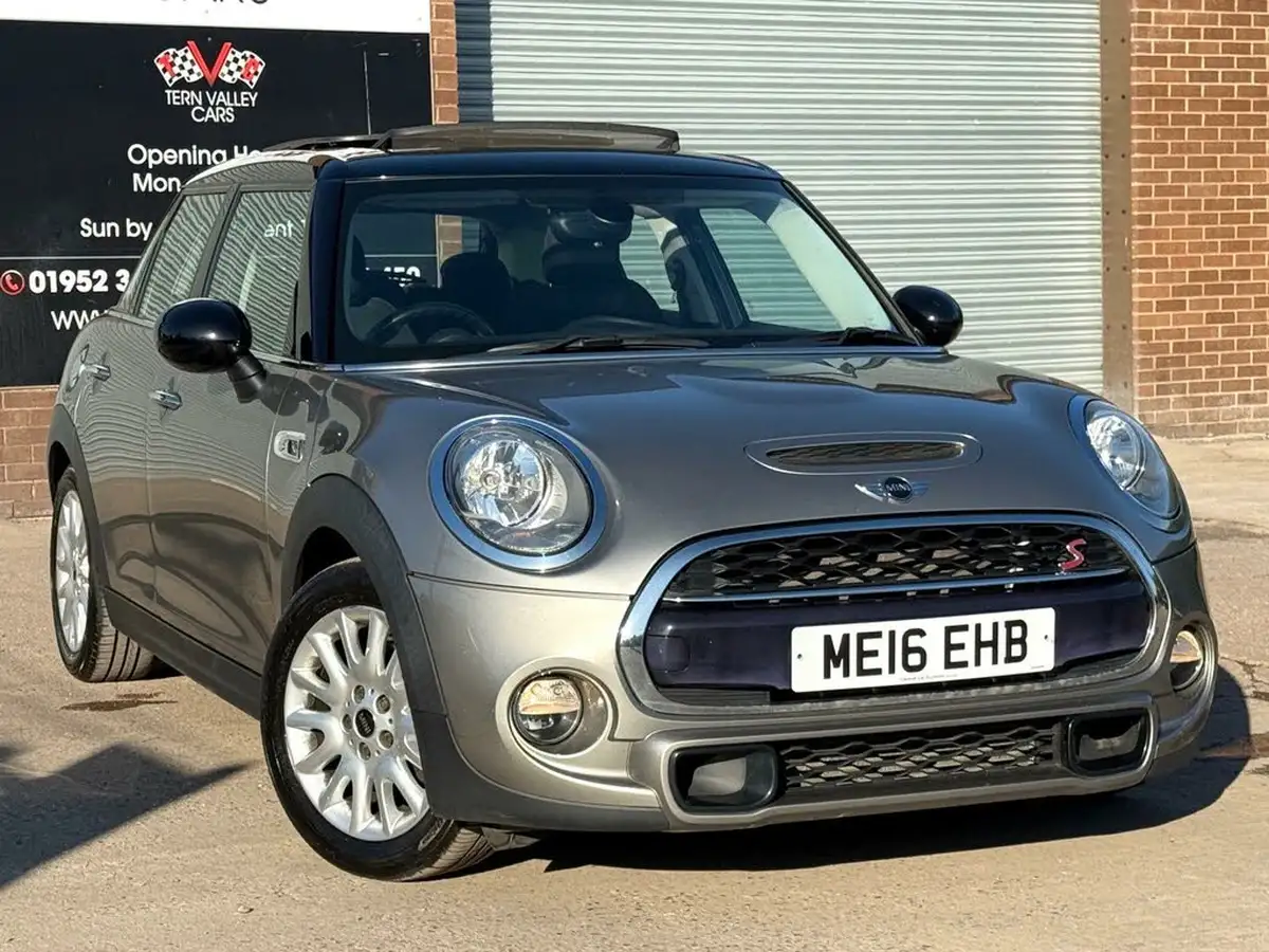 2016-mini-cooper-20-cooper-s-ss-hatchback-5d-big-10