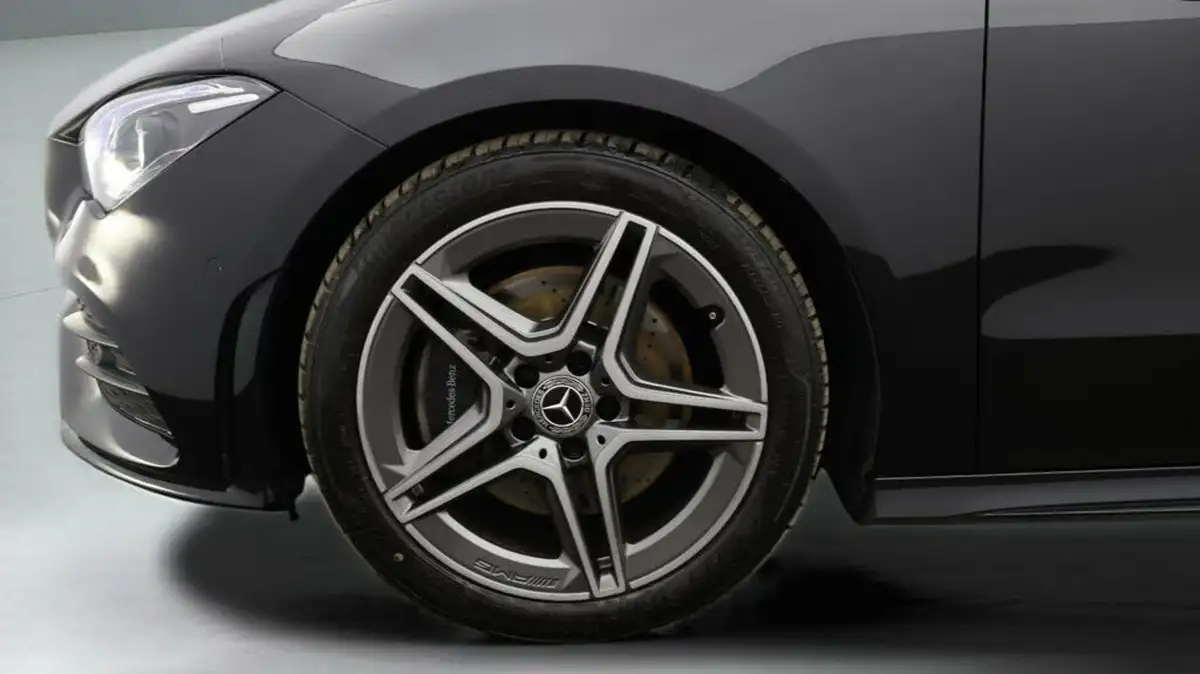 2021-mercedes-benz-cla-13-cla-200-amg-line-coupe-4d-big-17