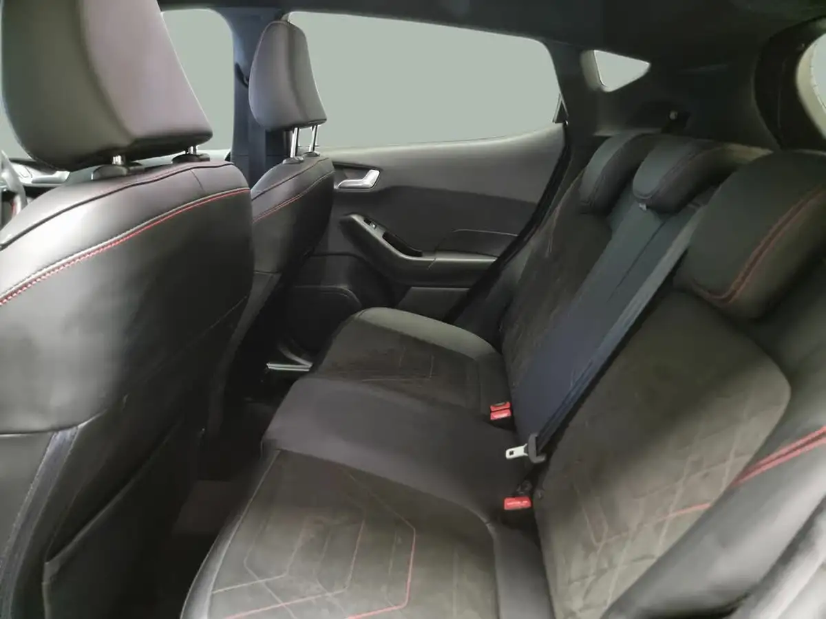 2022-ford-fiesta-10t-st-line-vignale-155ps-hybrid-mhev-5d-big-37