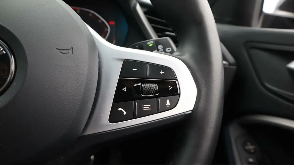2024-bmw-1-series-15-118i-m-sport-lcp-dct-big-27