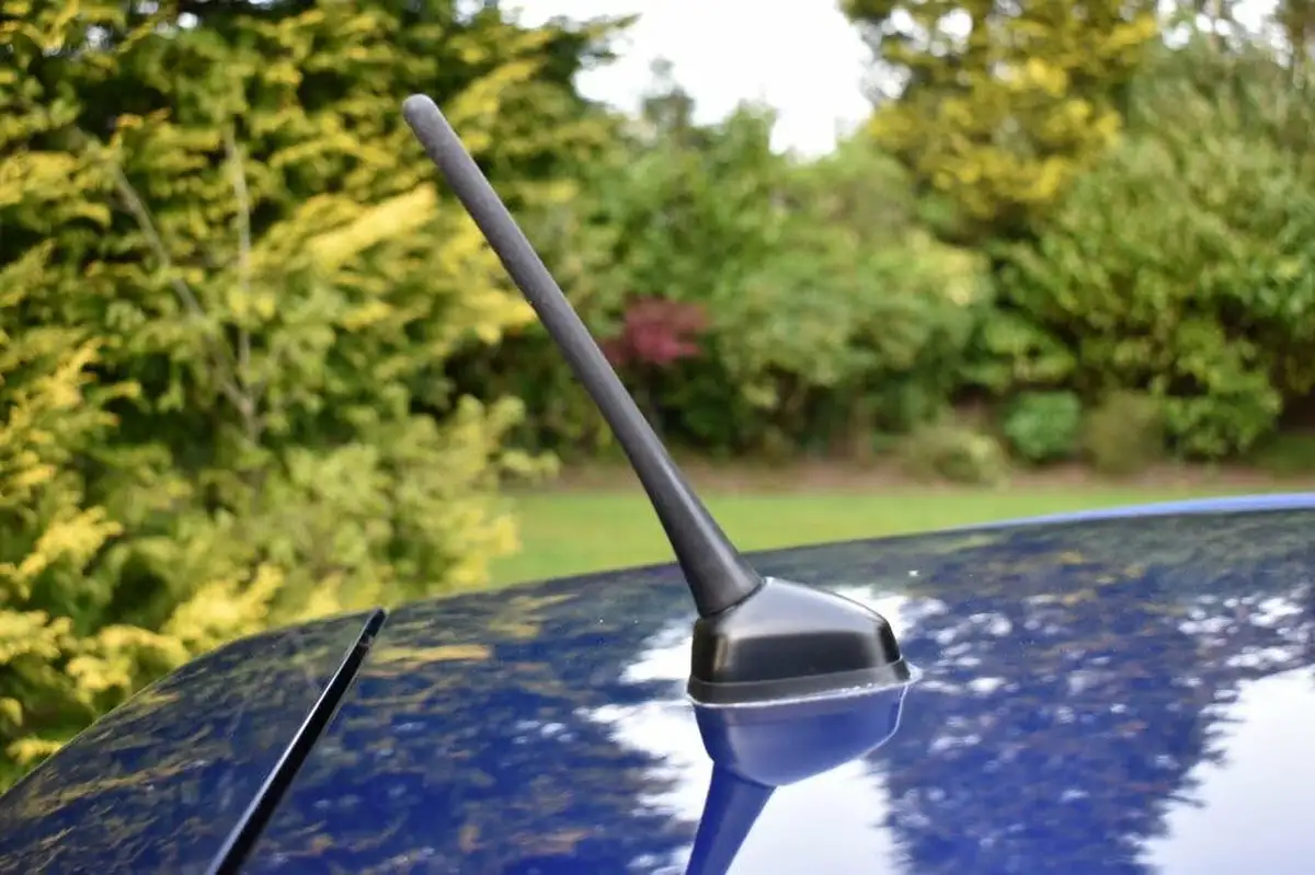 2011-honda-jazz-14-es-t-big-33