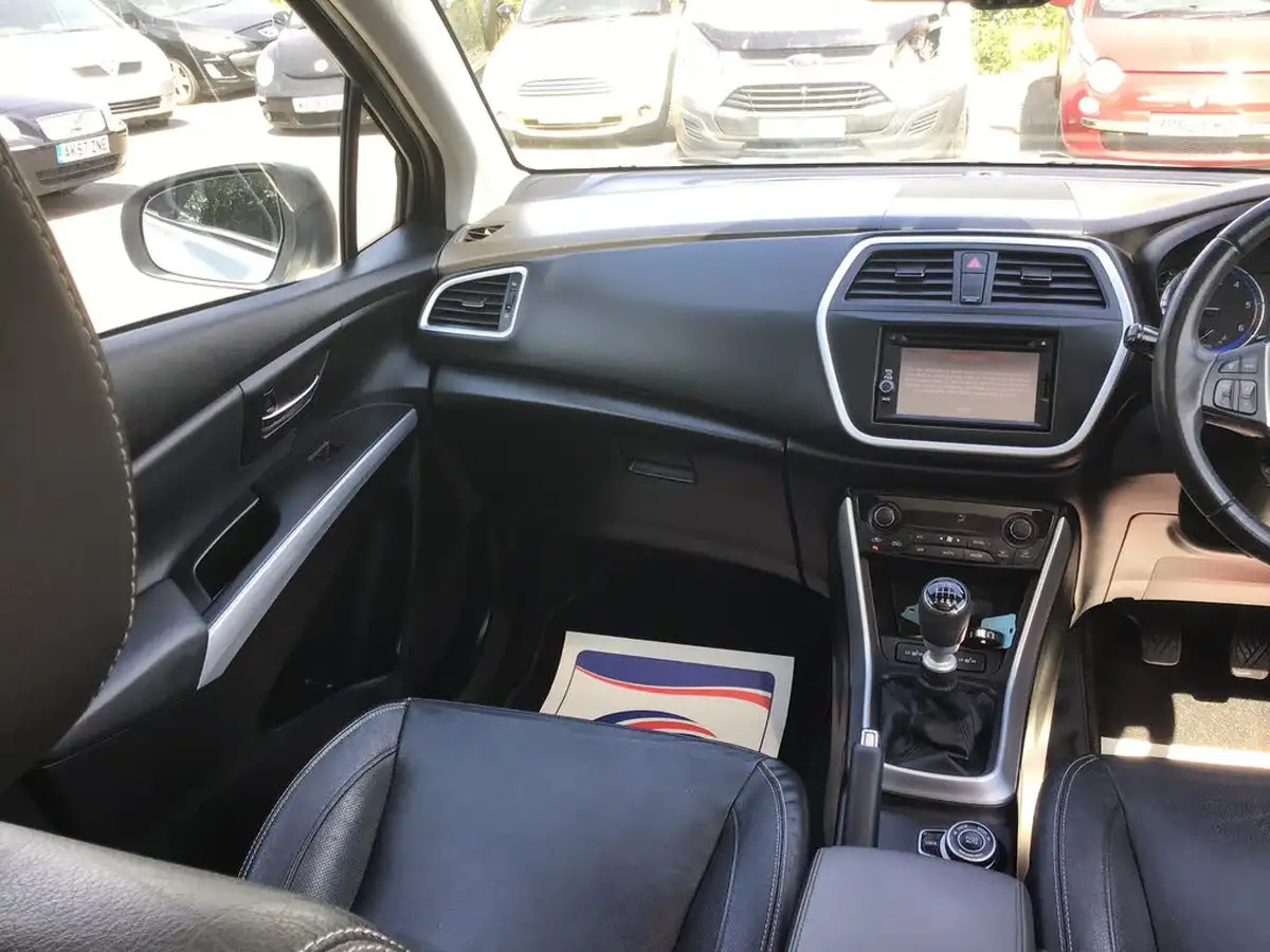 2014-suzuki-s-cross-16-ddis-sz5-allgrip-big-18