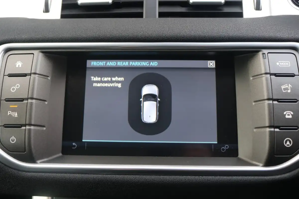 2019-land-rover-range-rover-evoque-20td4-se-tech-auto-big-8