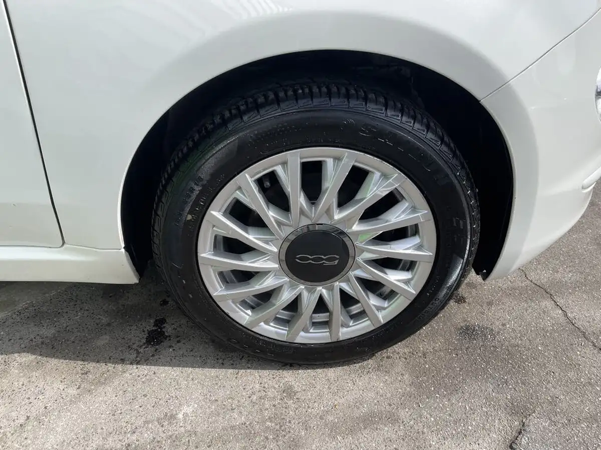 2019-fiat-500-12-lounge-big-11