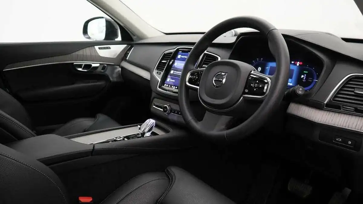 2024-volvo-xc90-20-t8-ultimate-dark-big-8