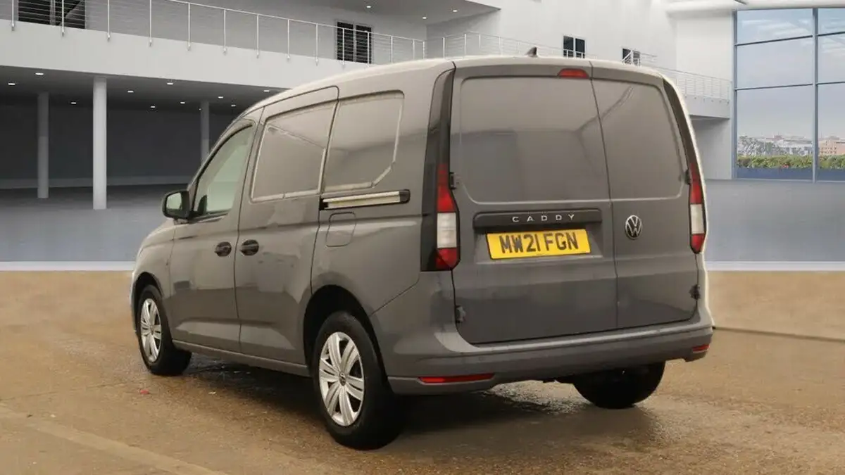 2021-volkswagen-caddy-20tdi-c20-cargo-commerce-plus-102pseu6d-big-2