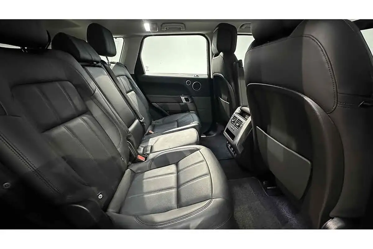 2022-land-rover-range-rover-sport-30-d250-hse-big-21