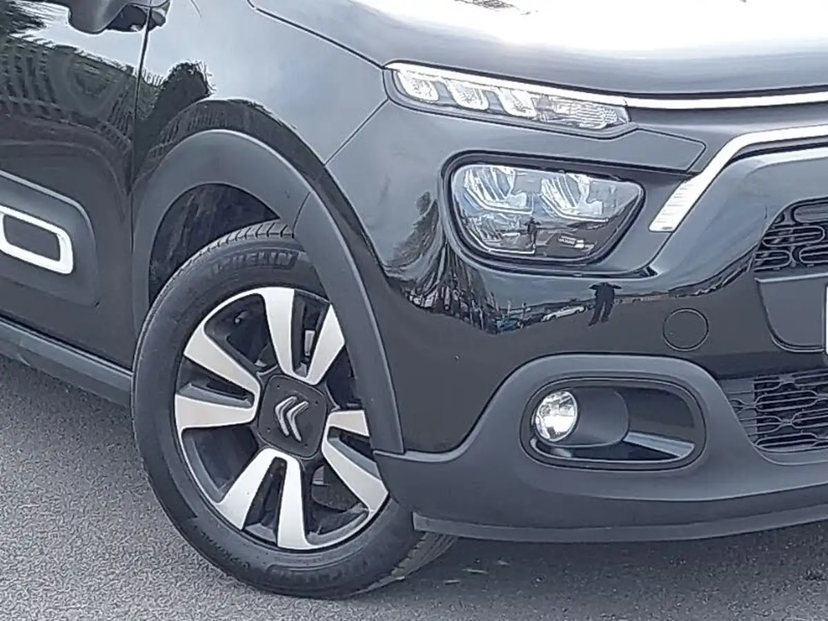 2024-citroen-c3-12-puretech-plus-110ps-eat6-big-8