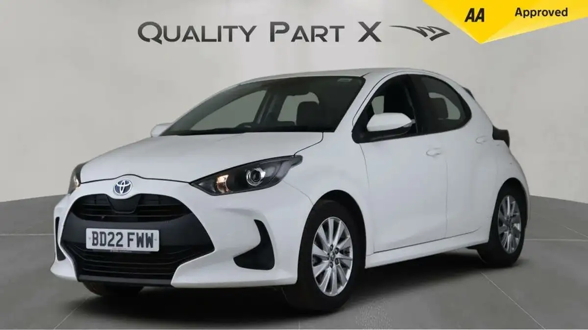2022-toyota-yaris-15-vvt-i-icon-big-2