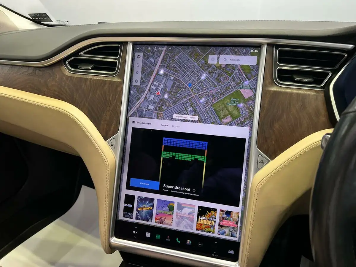 2018-tesla-model-s-e-100d-big-31