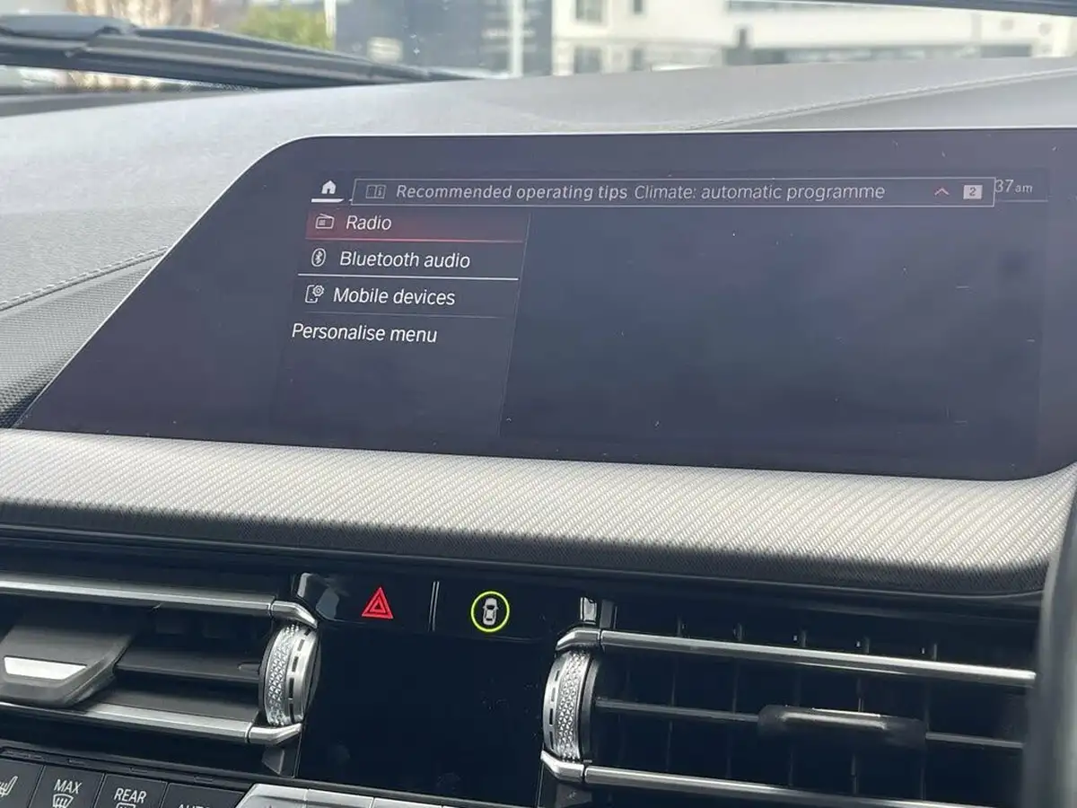 2020-bmw-1-series-20td-118d-m-sport-big-22