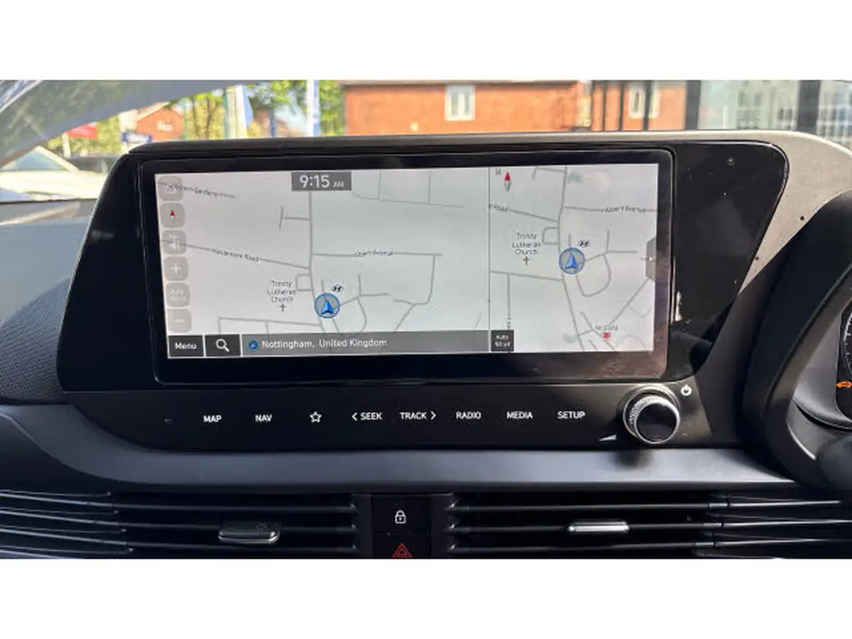 2022-hyundai-i20-10-t-gdi-premium-dct-big-11