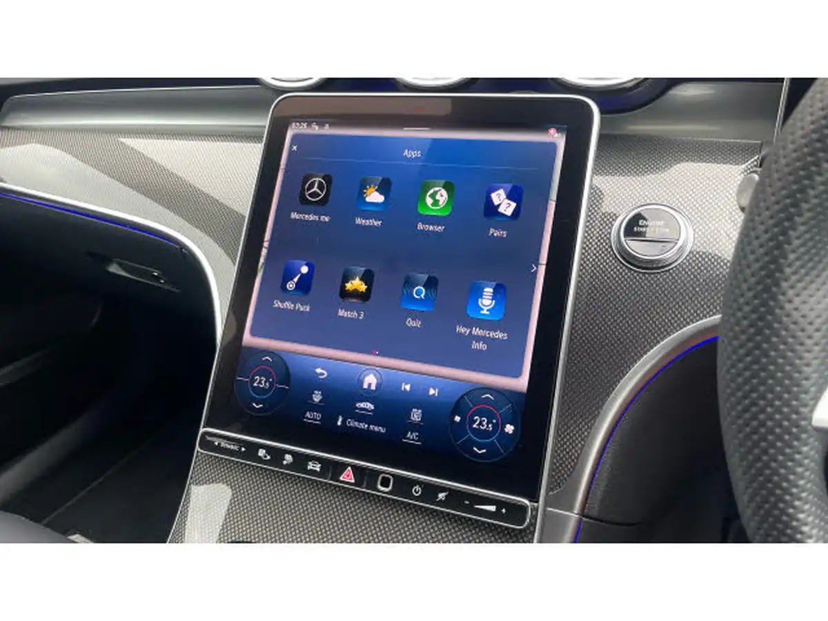 2024-mercedes-benz-c-class-20-c300e-amg-line-big-43